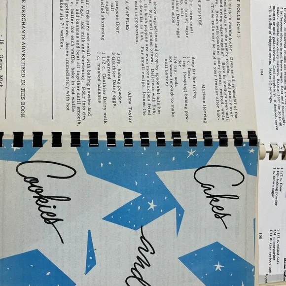 Recipe Book Collection - Blue, Red, Cream - Picture 2 of 5